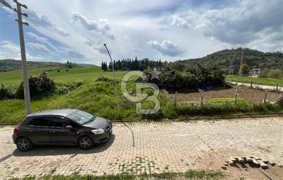 YAKAKENT MERKEZ'DE SATILIK 3 KATLI VİLLA