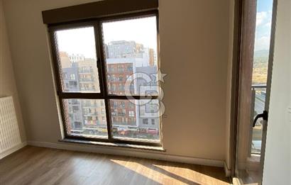SUR CADDE' DE cadde cephe ''FIRSAT'' KİRALIK 1+1 69 m² DAİRE