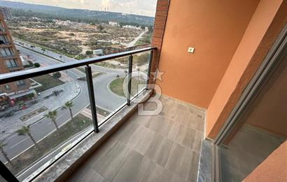 SUR CADDE' DE cadde cephe ''FIRSAT'' KİRALIK 1+1 69 m² DAİRE