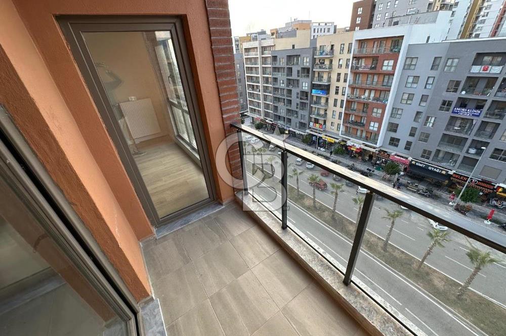 SUR CADDE' DE cadde cephe ''FIRSAT'' KİRALIK 1+1 69 m² DAİRE
