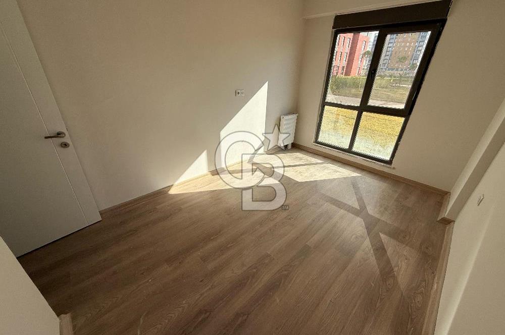 SUR YAPI'DA ''FIRSAT'' SATILIK 1+1 61,5 m² OTURUMA HAZIR DAİRE
