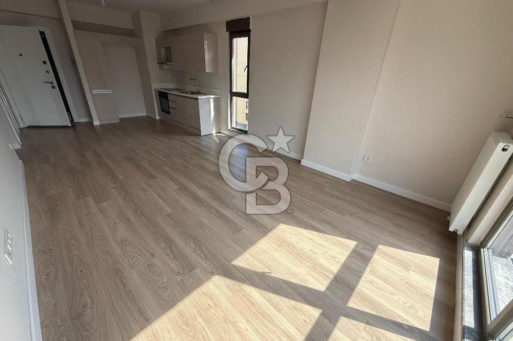 SUR CADDE' DE cadde cephe ''FIRSAT'' KİRALIK 2+1 106 m² DAİRE