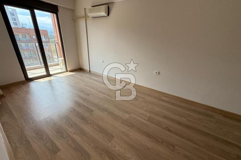 SUR CADDE' DE cadde cephe ''FIRSAT'' KİRALIK 2+1 106 m² DAİRE