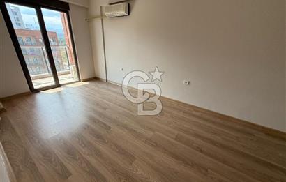 SUR CADDE' DE cadde cephe ''FIRSAT'' KİRALIK 2+1 106 m² DAİRE