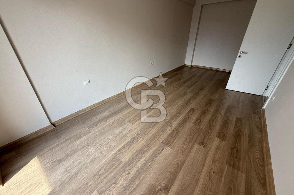SUR CADDE' DE cadde cephe ''FIRSAT'' KİRALIK 2+1 106 m² DAİRE