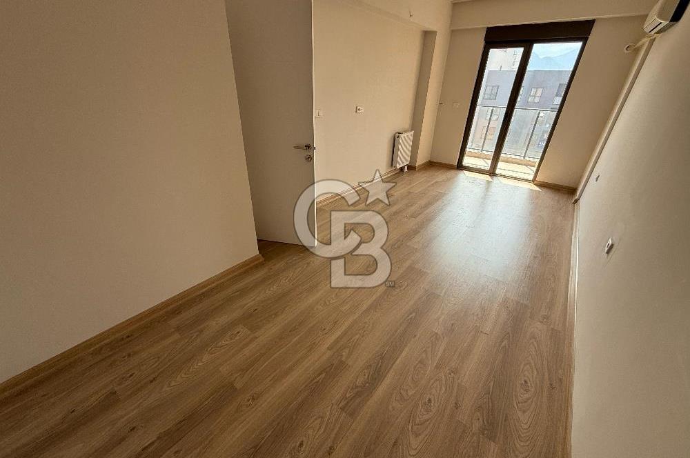 SUR CADDE' DE cadde cephe ''FIRSAT'' KİRALIK 2+1 106 m² DAİRE