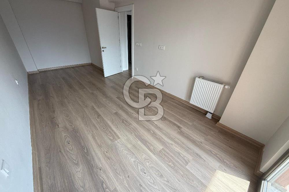 SUR CADDE' DE cadde cephe ''FIRSAT'' KİRALIK 2+1 106 m² DAİRE