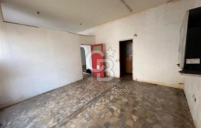 İçerenköy Merkezde Satılık Boş Dükkan