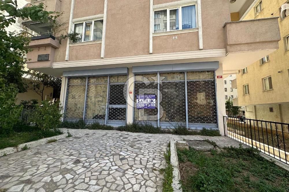 İçerenköy Merkezde Satılık Boş Dükkan