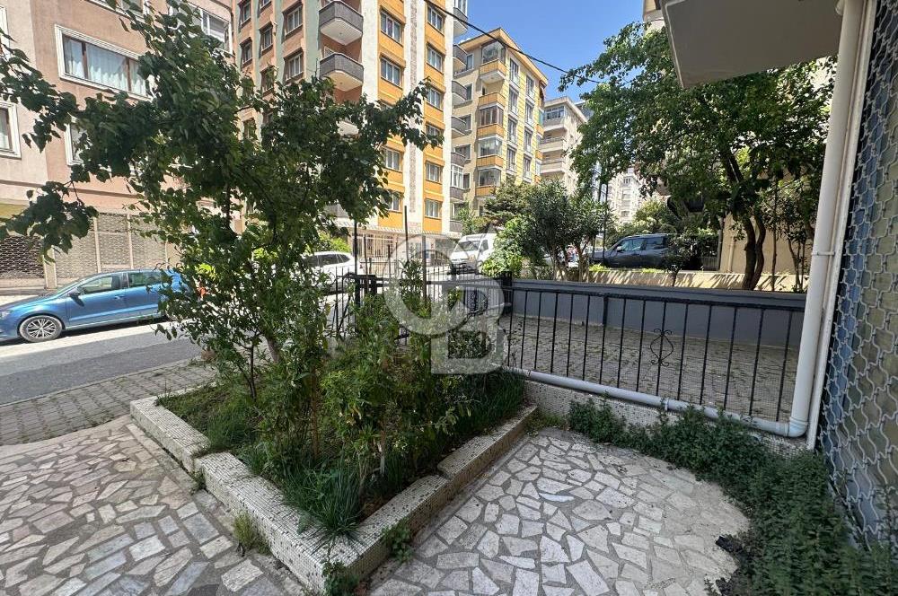İçerenköy Merkezde Satılık Boş Dükkan