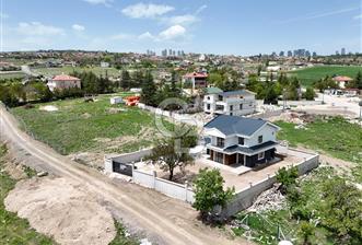 GÖLBAŞI HACILAR'DA 815m² ARSA ÜSTÜNE 300m² NATAMAM VİLLA