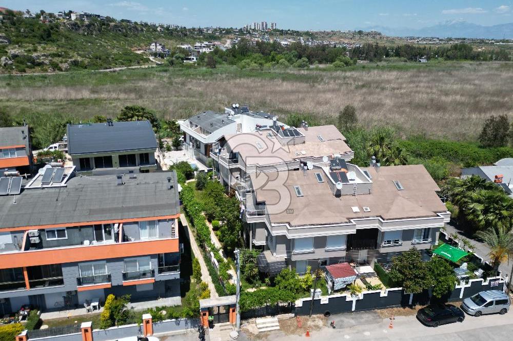 GÜZELOBA'DA MUHTEŞEM TRİPLEX KİRALIK VİLLA