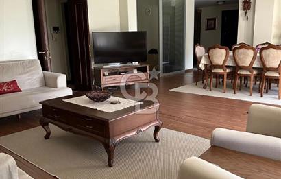 DRAGOS'TA DENİZ MANZARALI 500 M2 HAVUZLU,BAHÇELİ 8+2 VİLLA