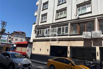 ŞEHRİN EN İŞLEK CADDESİNDE KÖŞEBAŞI KONUMUNDA SATILIK İŞYERİ