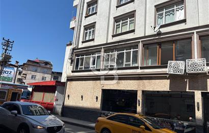 ŞEHRİN EN İŞLEK CADDESİNDE KÖŞEBAŞI KONUMUNDA SATILIK İŞYERİ