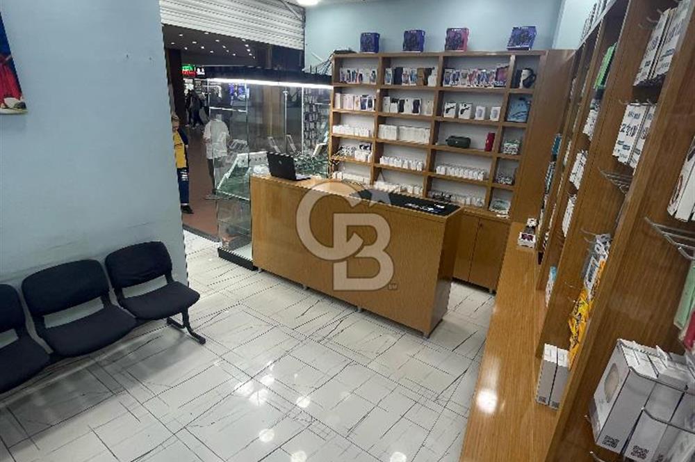 Adana Çakmak Plaza da Zemin Kattan Satılık Dükkan