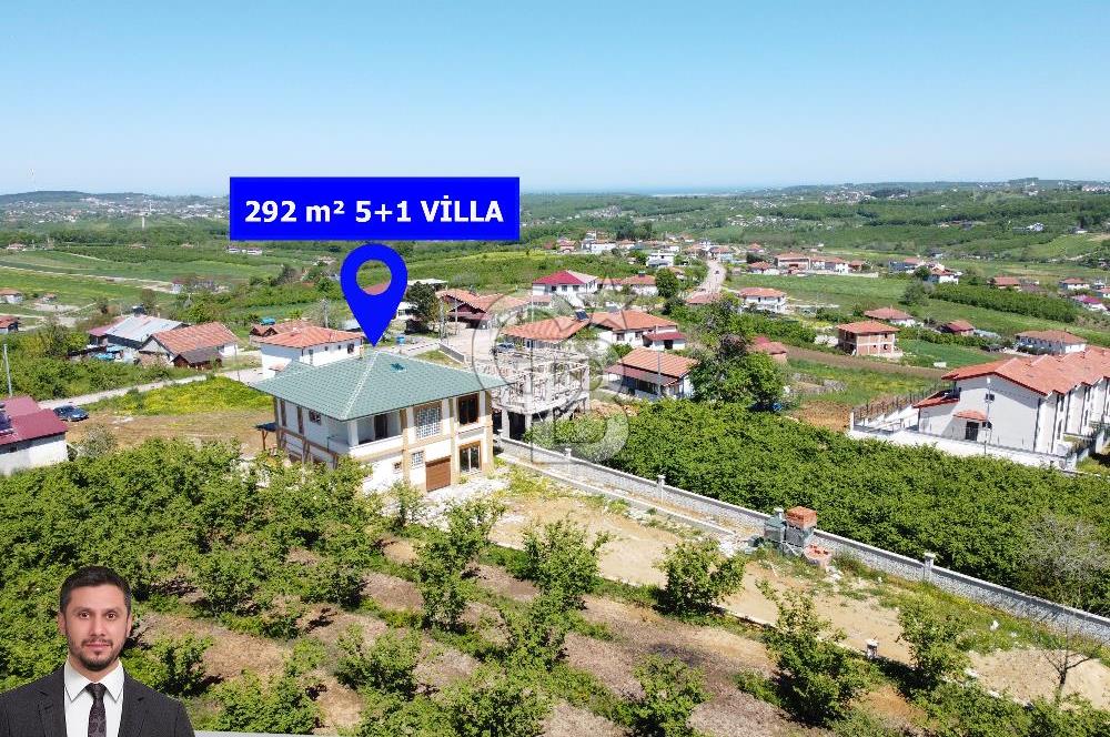 Kandırada Ana Yol Üzeri Satılık 1800m² Arsa İçinde Satılık Villa