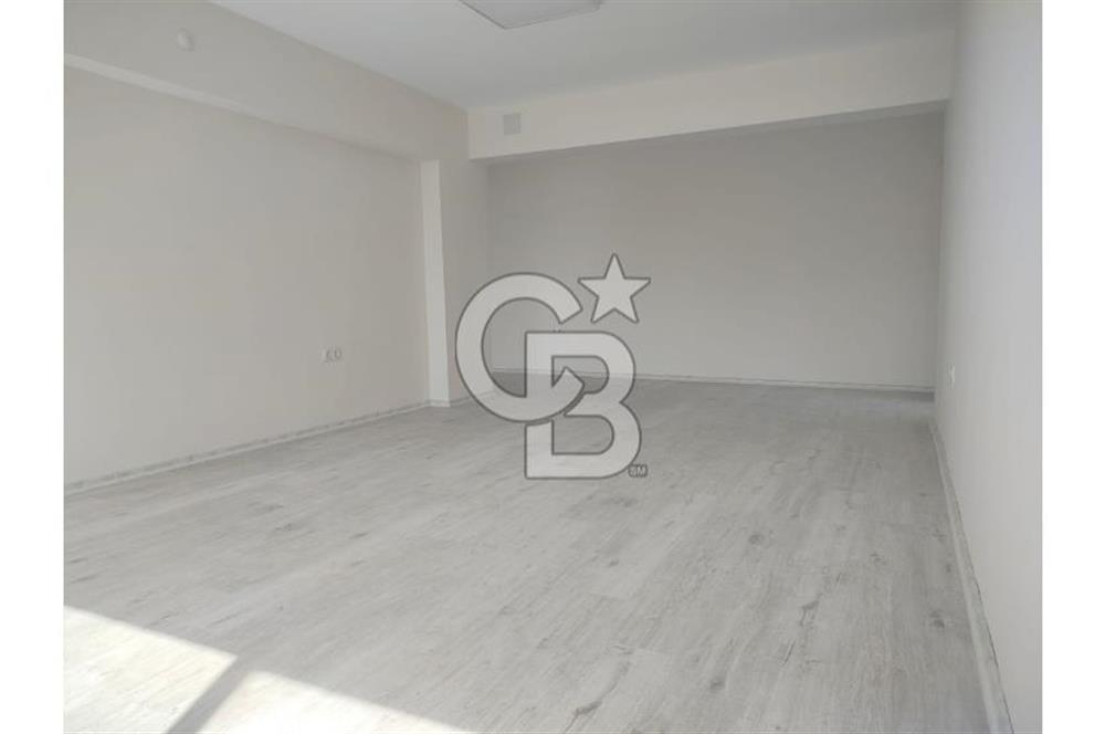 ADLİYE VE STADYUM METROYA YAKIN, FATİH CADDESİ'NDE BAKIMLI 3+1 OFİS