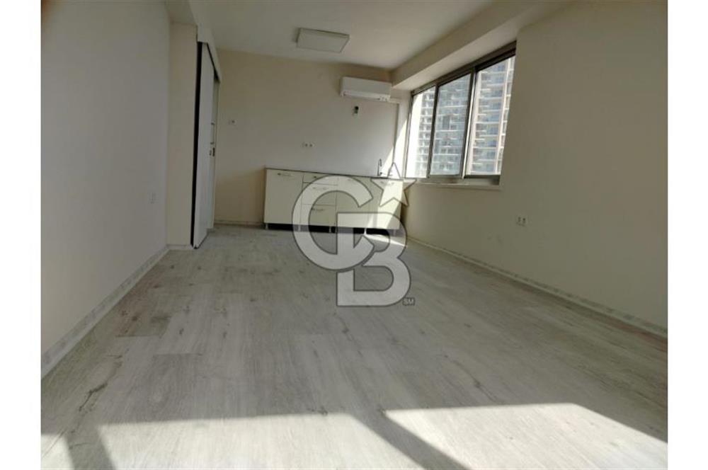 ADLİYE VE STADYUM METROYA YAKIN, FATİH CADDESİ'NDE BAKIMLI 3+1 OFİS