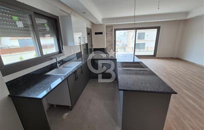 CB OFİSTEN DOĞANIN İÇİNDE MODERN VİLLA