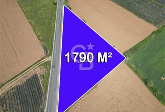 Çanakkale Yenice Hamdibey Köyünde Anayola Cephe Satılık 1790 M²