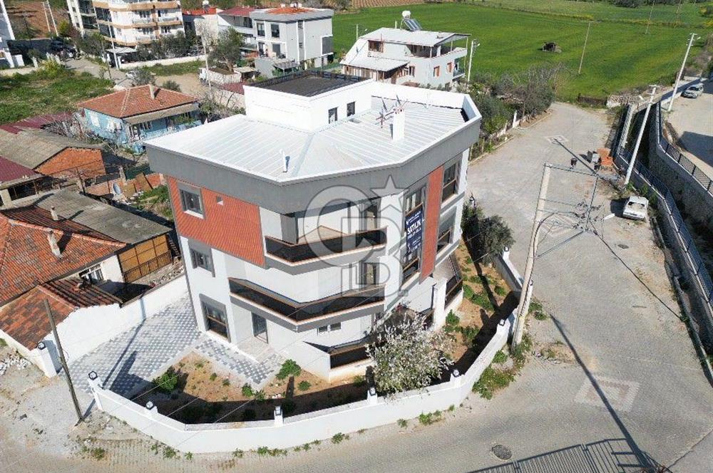 MENDERES CB POYRAZ'DAN GÖRECE'DE MUHTEŞEM KONUMDA MÜSTAKİL VİLLA