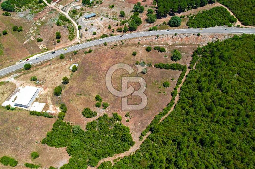 ANTALYA KAŞ SARILARDA D-400 KARA YOLU KENARINDA SATILIK TARLA