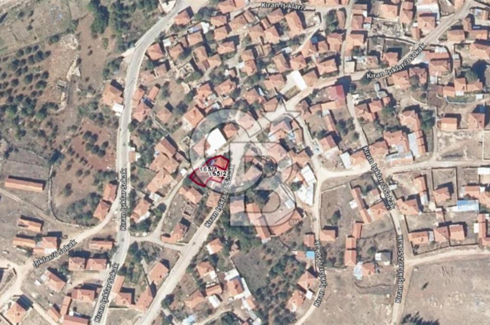 BURSA KELES KÖYİÇİ 472 METREKARE EV DÜKKANI OLAN SATILIK ARSA