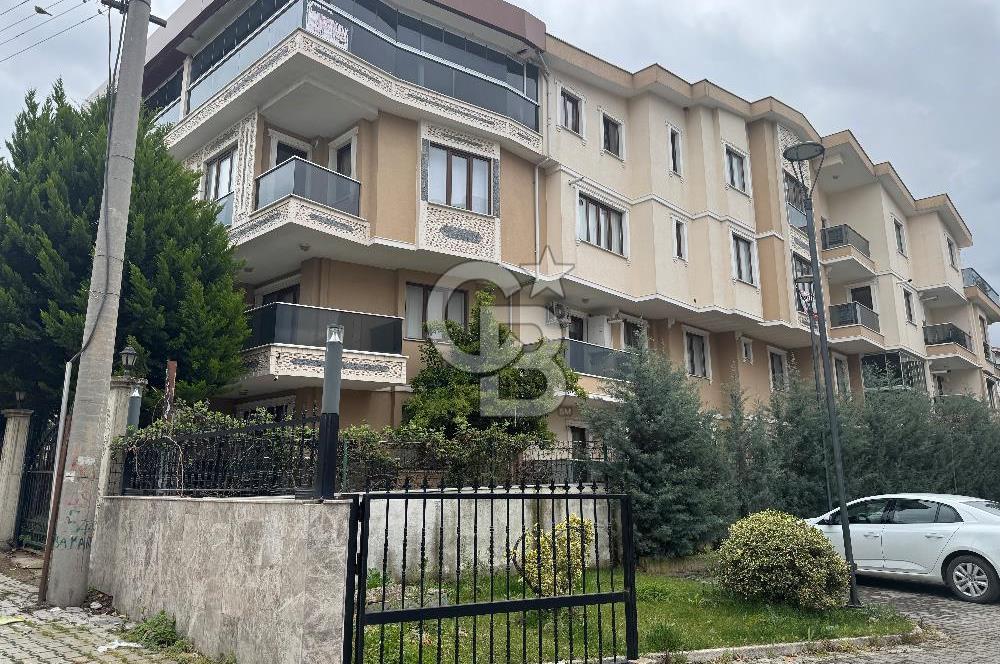 KADIKÖY ÖZDEN MAHALLESİ'NE KOMŞU/TİCARET ODASI ARKASINDA 3+1'