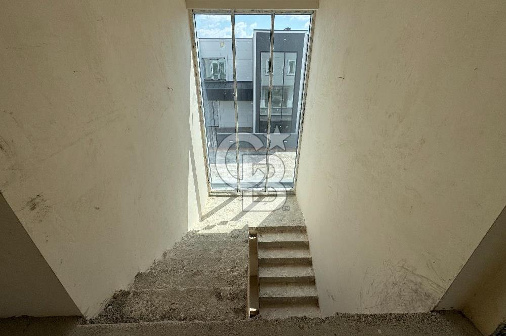 GÖLBAŞI KARŞIYAKA'DA LA PERLA KORU PROJESİNDE SATILIK LÜKS VİLLA