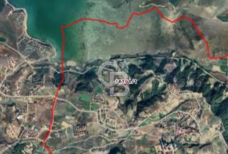Adana Sarıçam Menekşe Mah.'de Baraj gölü manzaralı 148 m2 imarlı arsa