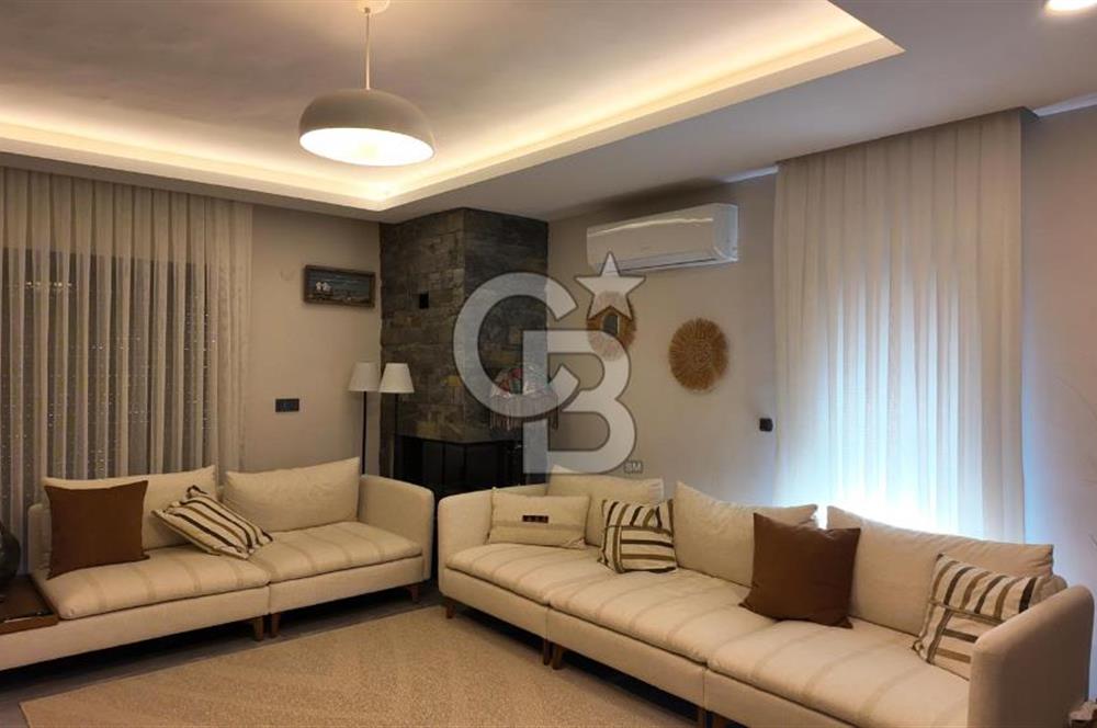 Ramsa Port Çandarlı'da Deniz Manzaralı Satılık 4+1 Eşyalı Villa