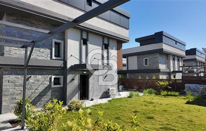 Ramsa Port Çandarlı'da Deniz Manzaralı Satılık 4+1 Eşyalı Villa