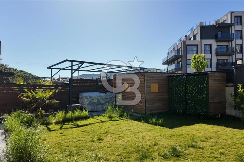 Ramsa Port Çandarlı'da Deniz Manzaralı Satılık 4+1 Eşyalı Villa