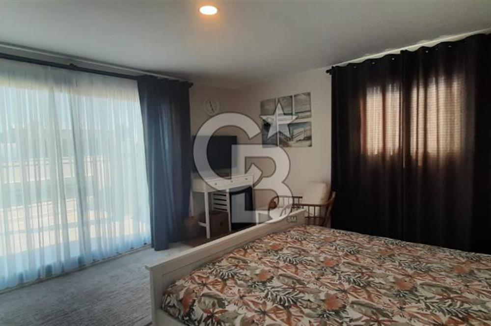 Ramsa Port Çandarlı'da Deniz Manzaralı Satılık 4+1 Eşyalı Villa