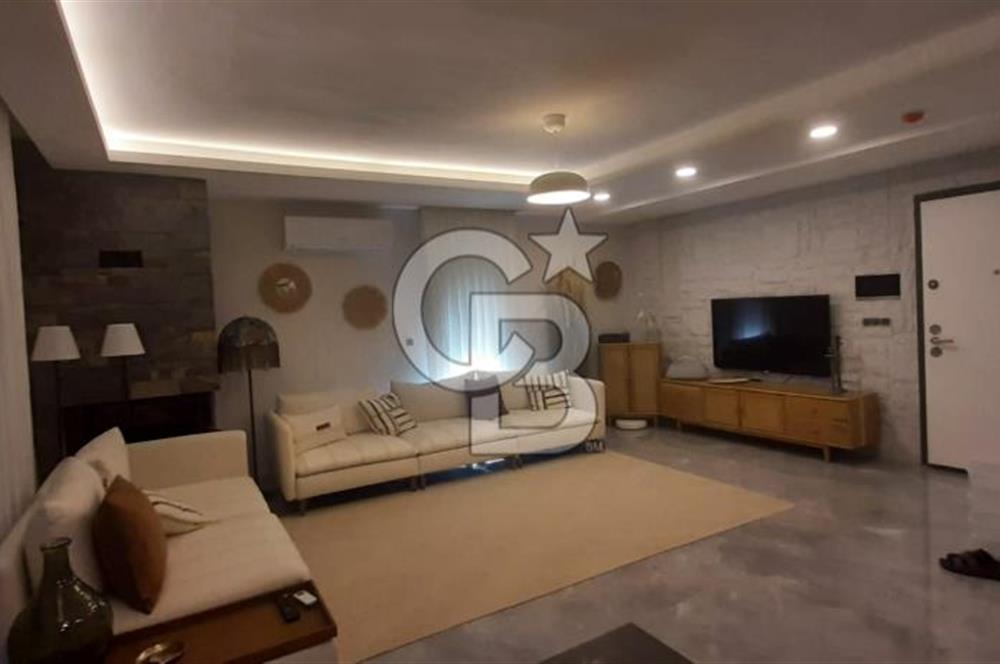 Ramsa Port Çandarlı'da Deniz Manzaralı Satılık 4+1 Eşyalı Villa