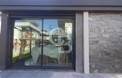 Ramsa Port Çandarlı'da Deniz Manzaralı Satılık 4+1 Eşyalı Villa