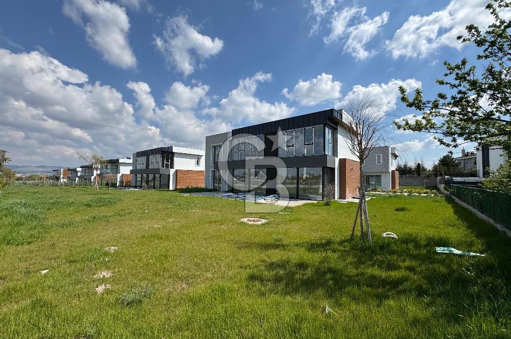GÖLBAŞI KARŞIYAKA'DA LA PERLA KORU PROJESİNDE 4 ADET LÜKS VİLLA