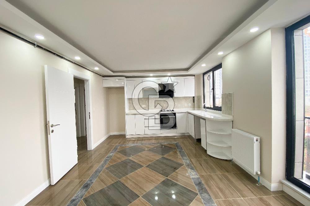 KARTAL ADAVİSTA'DA ULUDAĞ VE ADALAR MANZARALI 4+1 DUBLEKS DAİRE