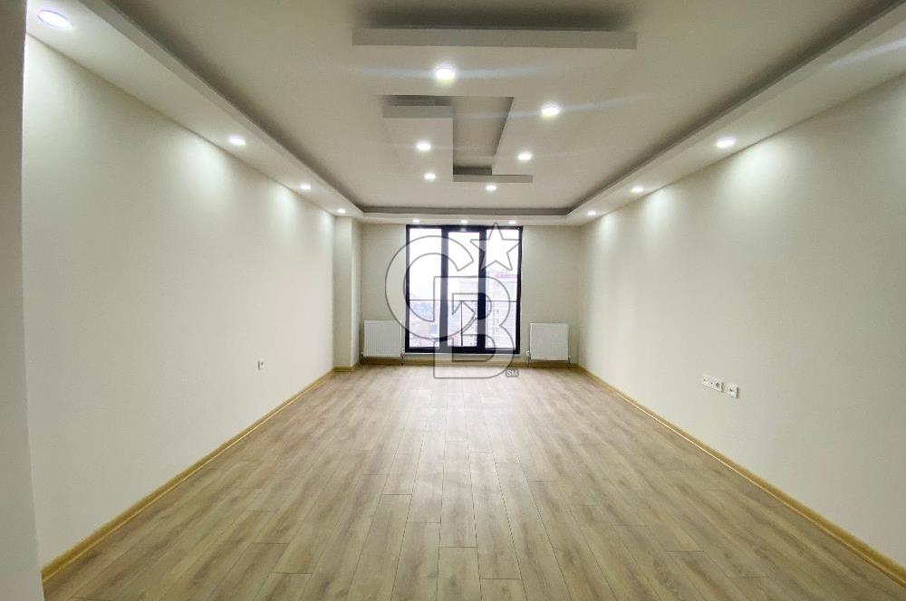 KARTAL ADAVİSTA'DA ULUDAĞ VE ADALAR MANZARALI 4+1 DUBLEKS DAİRE