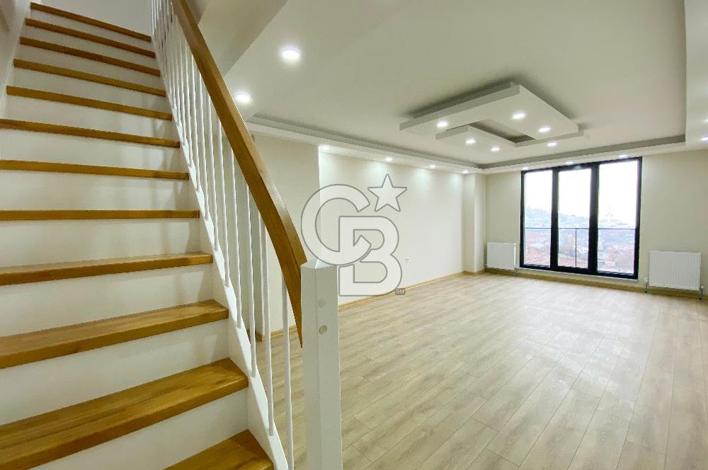 KARTAL ADAVİSTA'DA ULUDAĞ VE ADALAR MANZARALI 4+1 DUBLEKS DAİRE