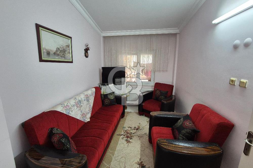 GÜZELYURT'TA SİTE İÇERİSİNDE BAHÇELİ TERASLI SATILIK TRİPLEKS