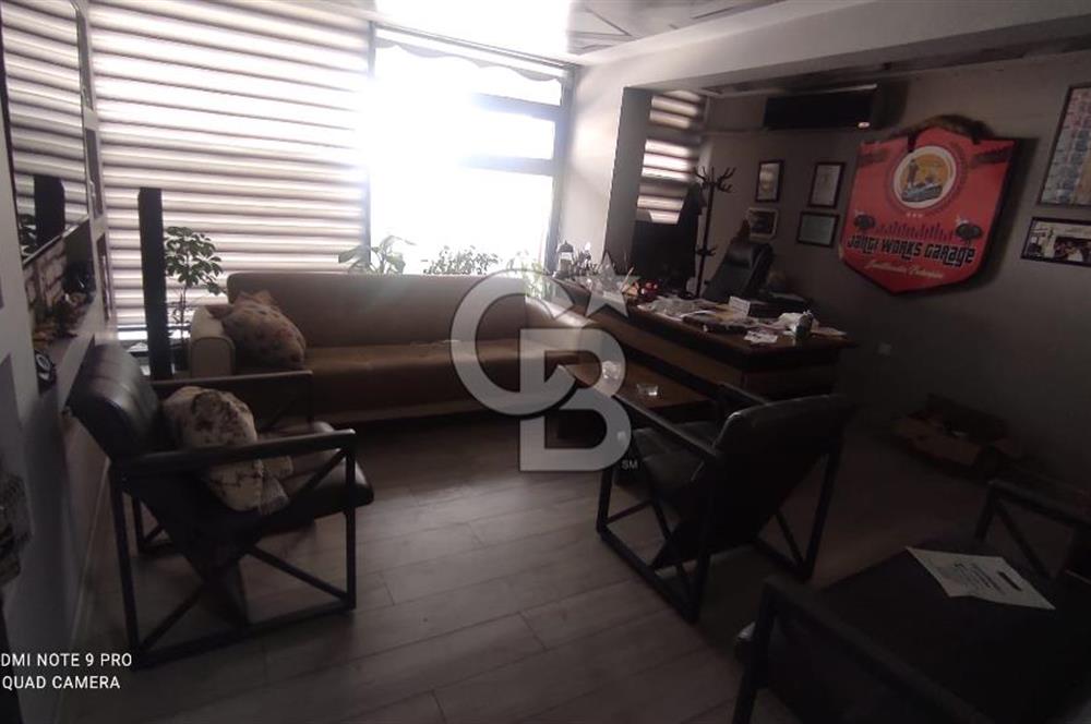Buca Kozağaç Cadde Üzeri Köşe Konumlu Satılık DÜkkan