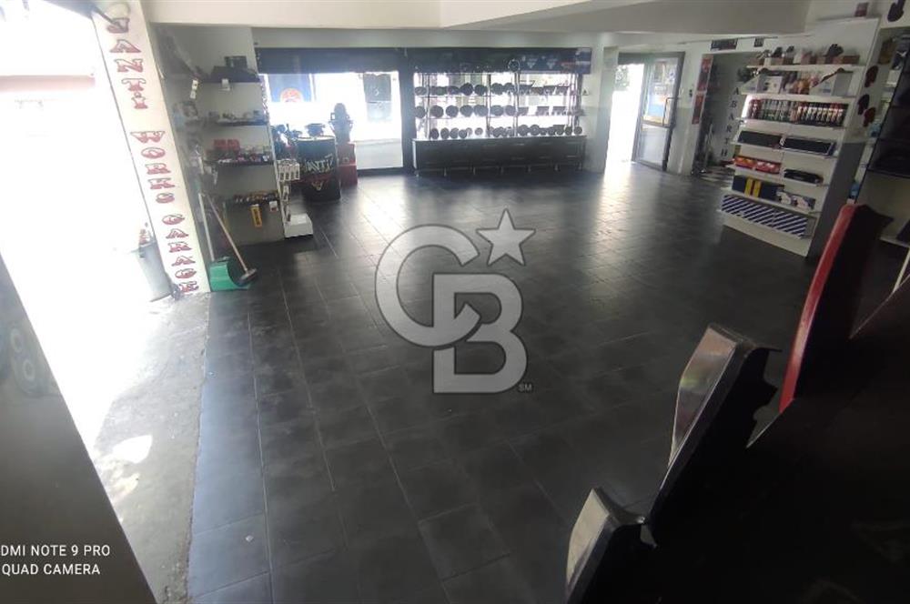 Buca Kozağaç Cadde Üzeri Köşe Konumlu Satılık DÜkkan