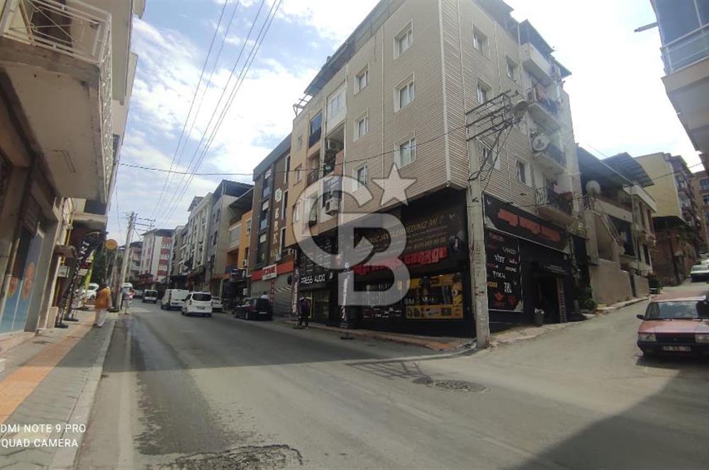 Buca Kozağaç Cadde Üzeri Köşe Konumlu Satılık DÜkkan