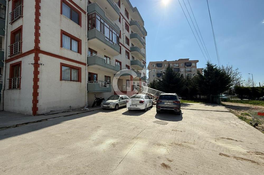 Çanakkale Merkez Barbaros Mah Satılık Kullanışlı Boş 1+1 Daire !