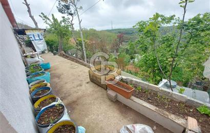 SARIYER KOCATAŞTA DOĞA İLE İÇ İÇE SATILIK 530 M2 ARSA VE EV