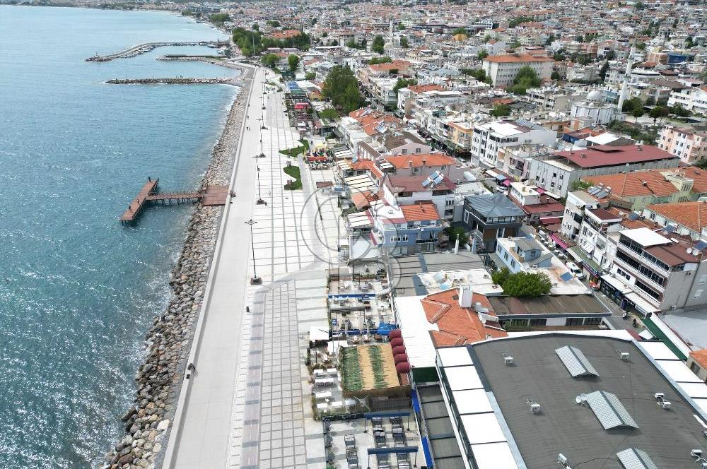 ALTINOLUK KORDONDA 2 DÜKKAN 2 ADET LÜKS DAİRE SATILIK