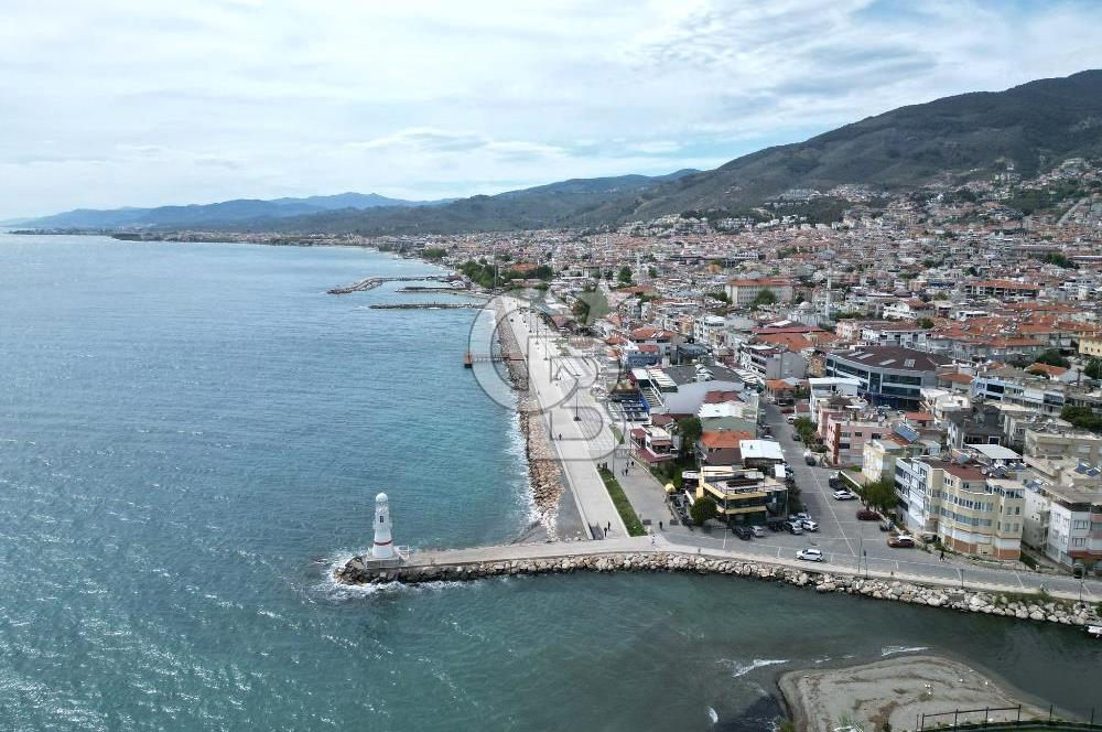 ALTINOLUK KORDONDA 2 DÜKKAN 2 ADET LÜKS DAİRE SATILIK