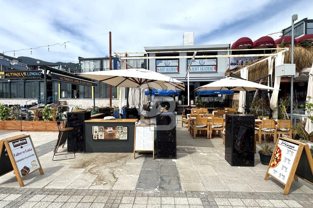 ALTINOLUK KORDONDA 2 DÜKKAN 2 ADET LÜKS DAİRE SATILIK